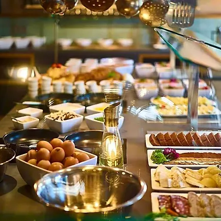 Hotel Bio-hotel Helvetia 4*